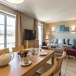 Pierre & Le Apartmanhotel 4*