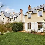 Pierre & Le Port-en-Bessin-Huppain