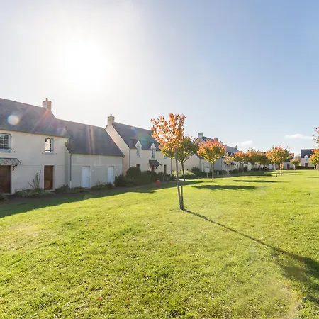 Pierre & Le Apartmanhotel 4*