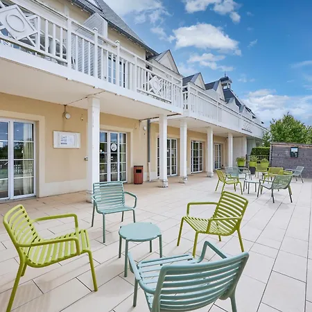 Hotel apartamentowy Pierre & Le Port-en-Bessin-Huppain