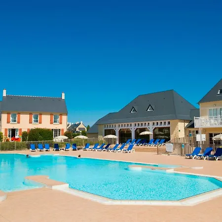 Апарт-отель Pierre & Le 3*