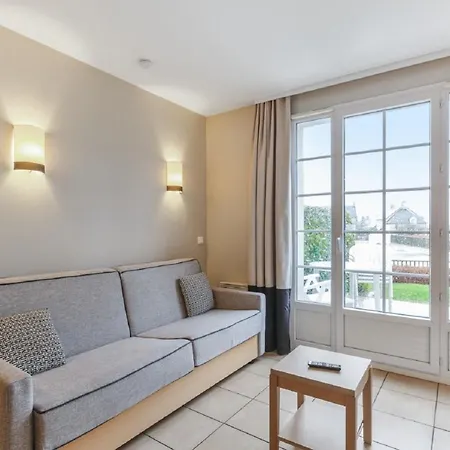 Pierre & Le Apartmanhotel Port-en-Bessin-Huppain