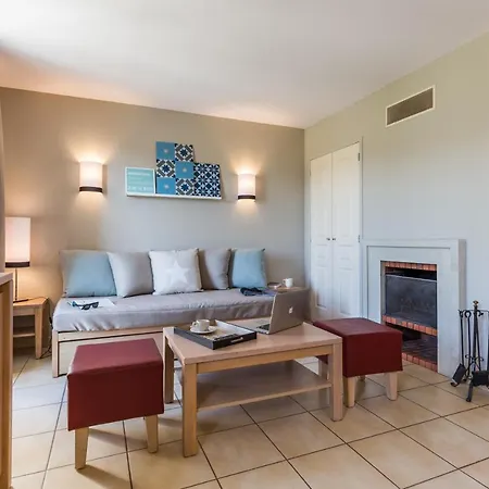 Apartmanhotel Pierre & Le 4*