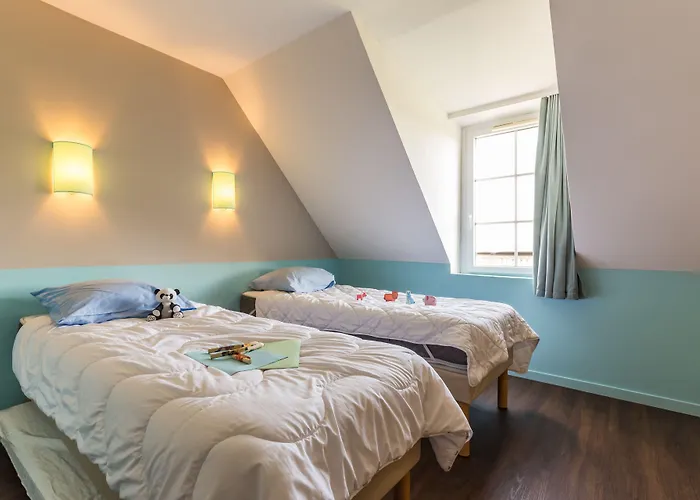 Pierre & Le 4* Port-en-Bessin-Huppain